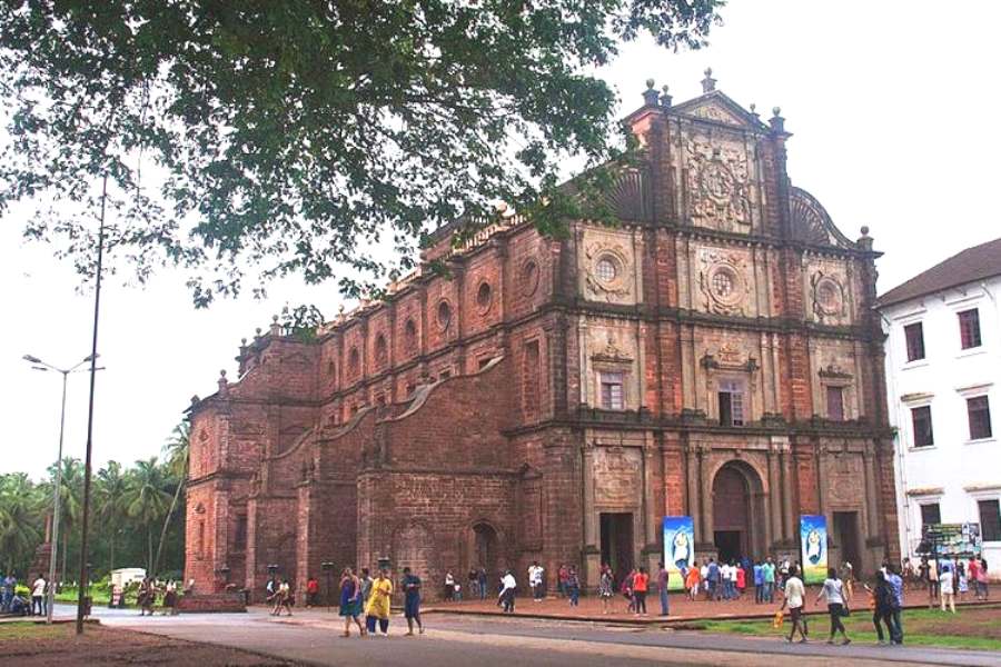 Basilica-Of-Bom-Jesus-old-goa