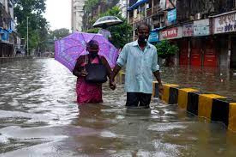 mumbai-rains-flooding-in-mumbai