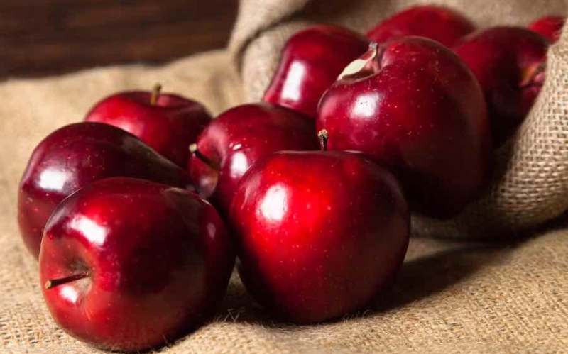 Red-Delicious-Apples