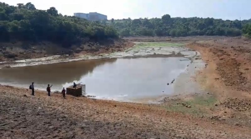 bondvol-lake-st-cruz-goa